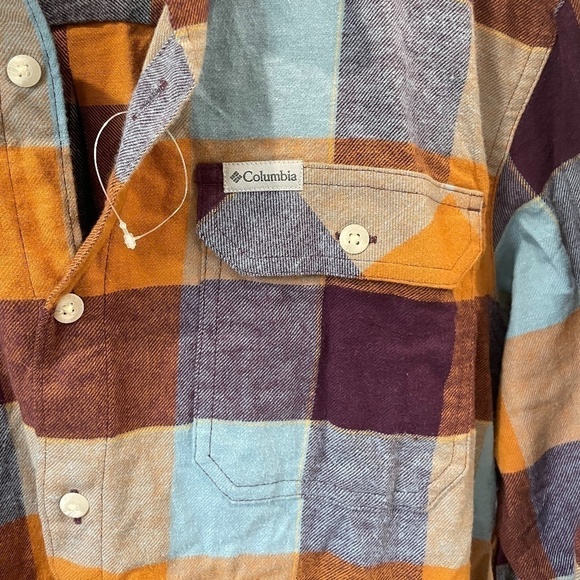 Columbia Plaid Long Sleeve Men's Button Up - Picture 2 of 6